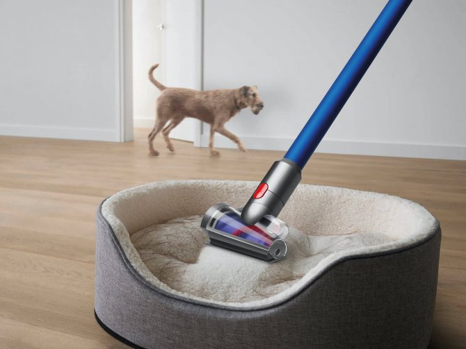 dyson-v15-detect-total-clean-recenze.jpg